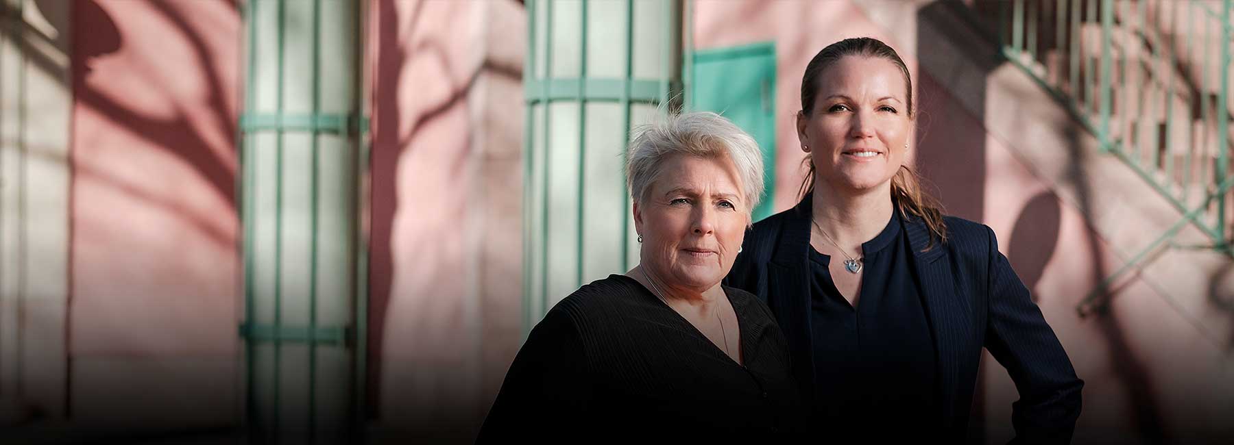 Annika Staaf och Anna Fritzheimer - experter på socialtjänstlagen | © Gothia Kompetens